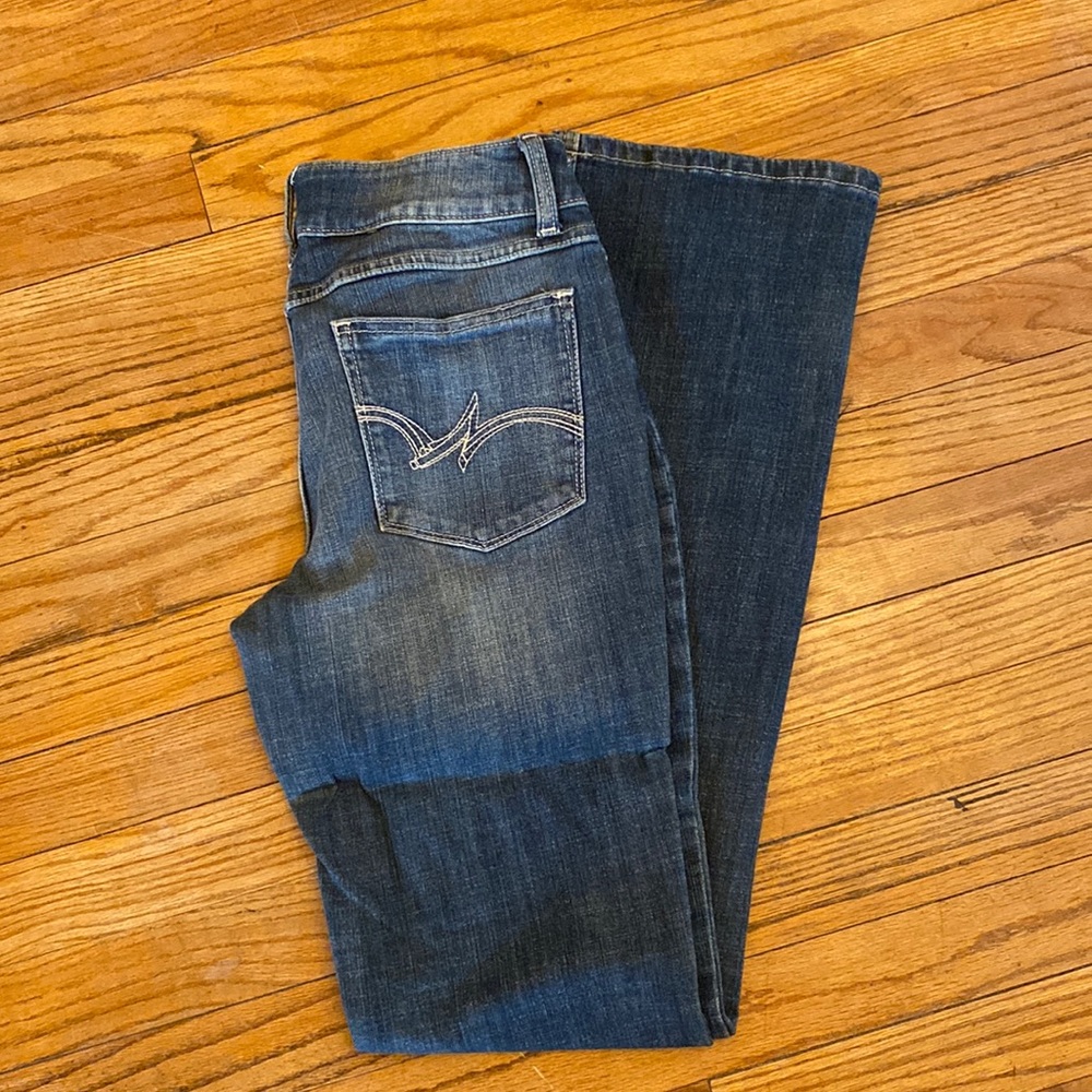 Women’s Wrangler Bootcut Jeans